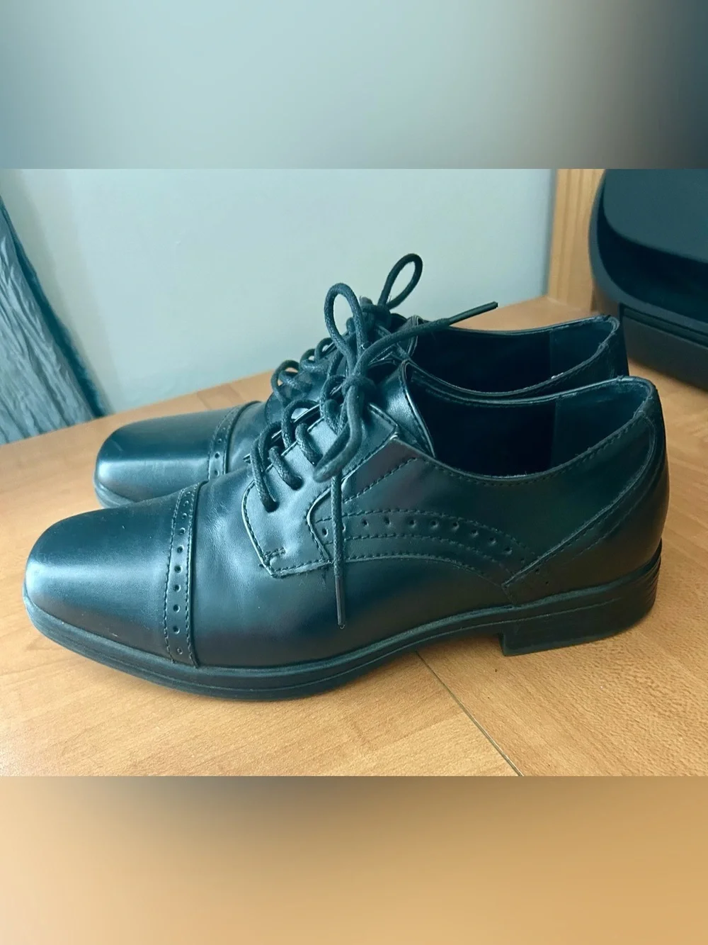 Stafford Black Leather Cap-Toe Oxford Dress Shoes memory foam boys sz 4 Dane jr